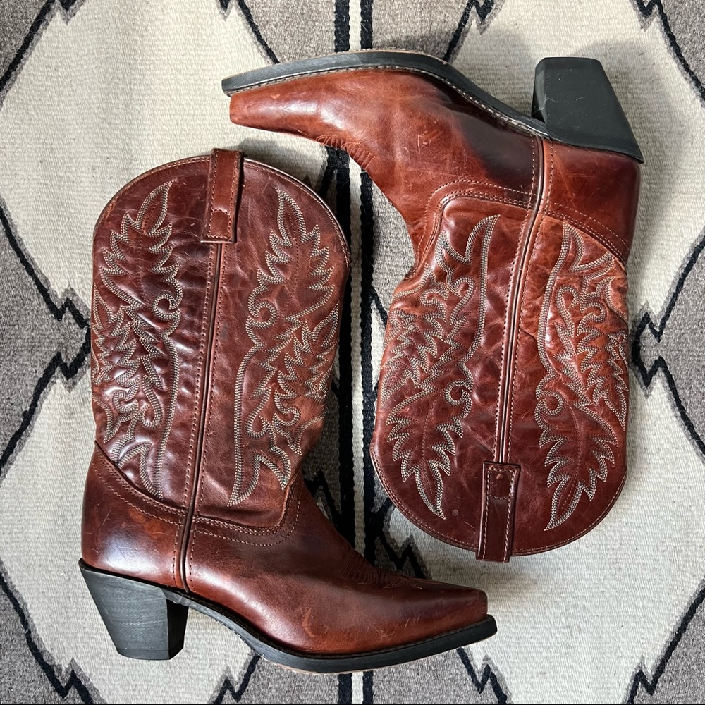 Brown Leather Laredo Cowboy Boots, sz 8.5